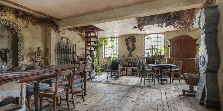 The Brothers Quay – England Flat for Sale!