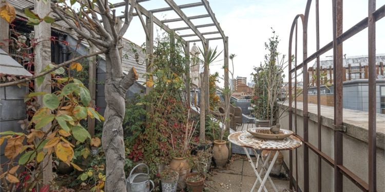 The Brothers Quay – England Flat for Sale!